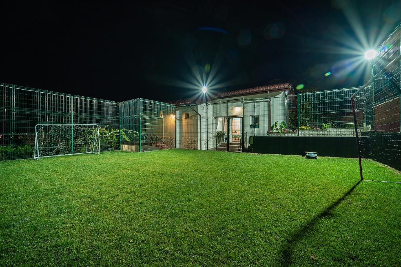 Casa De La Mare - Albena Villa Luaran gambar