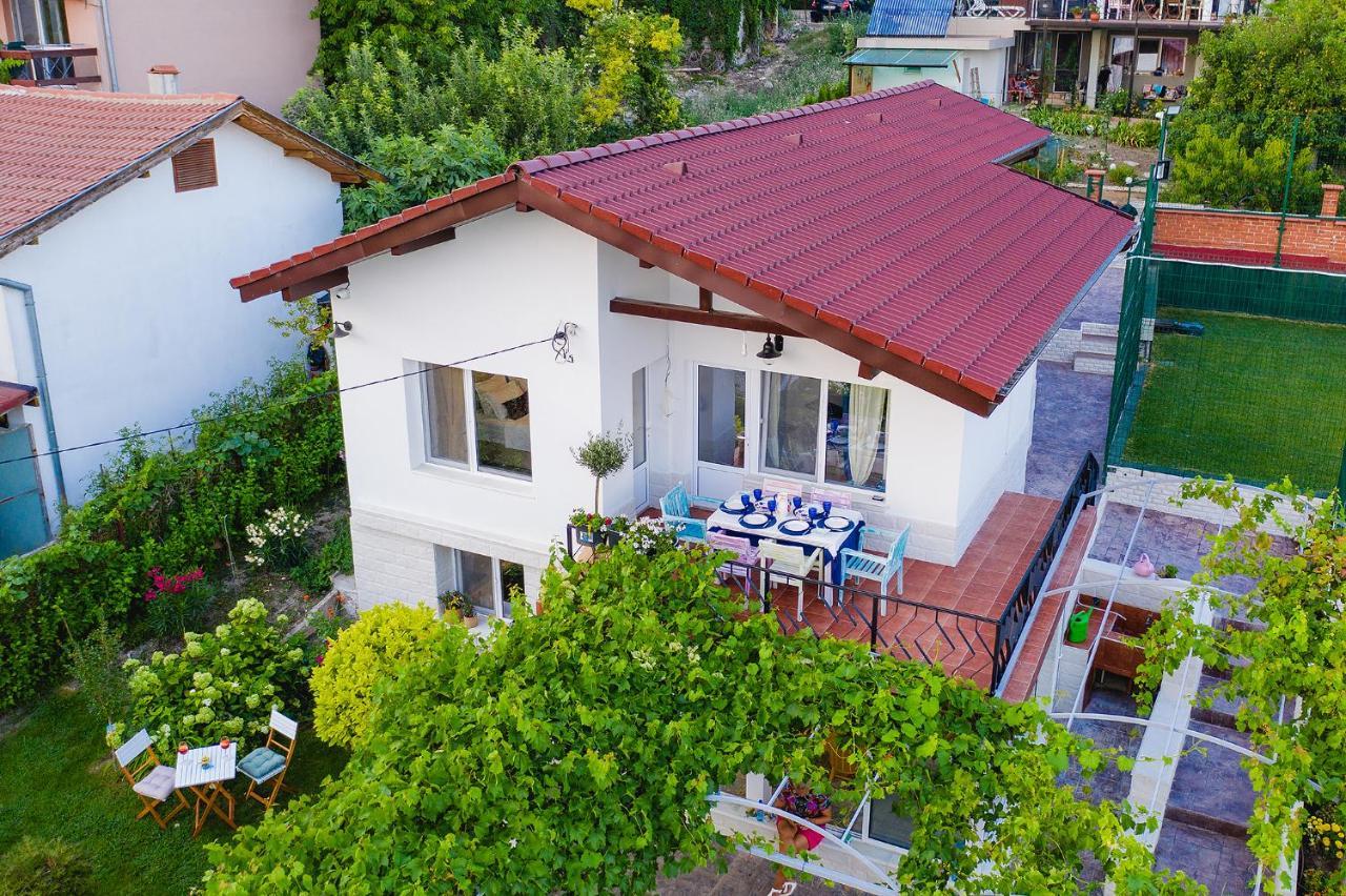 Casa De La Mare - Albena Villa Luaran gambar